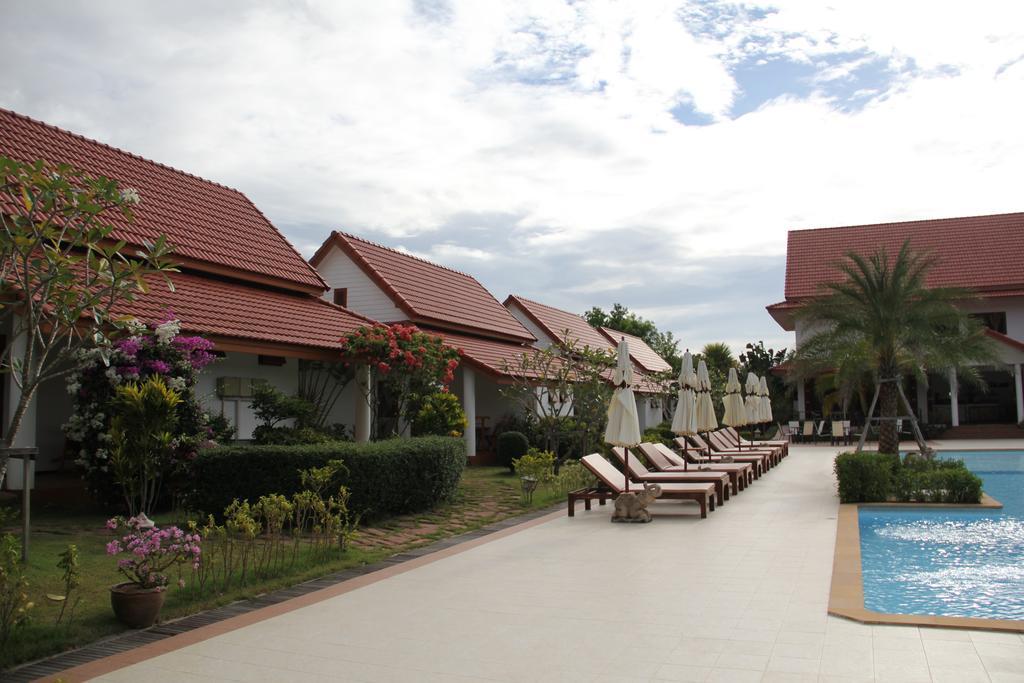 Armonia Village Resort And Spa Chumphon Εξωτερικό φωτογραφία
